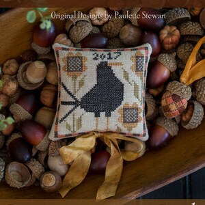 Betsy's Autumn Bird & Acorn - Plum Street Samplers