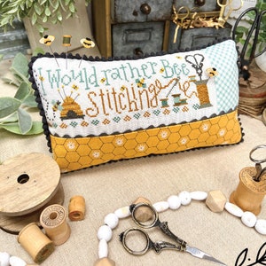 I Would Rather Bee Stitching - Primrose Cottage Stitches