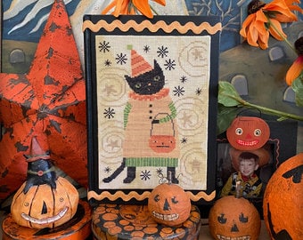 Tabby's Halloween door Teresa Kogut