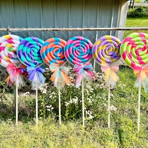 Giant Lollipop Lawn Decor
