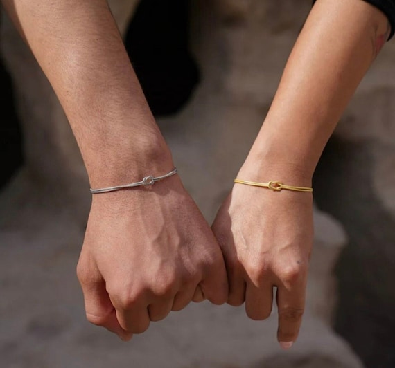 Love Knot Bracelet Set, Infinite Robe Knot Couples Custom Bracelets Set,  Couples Gifts, Engraved Loyalty Bracelet, Matching Lovers Bracelet -   Israel