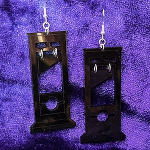 Guillotine earrings