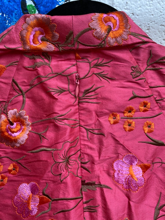 Pink silk embroidered shirt jacket // size 14 // … - image 4