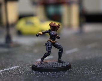 Miniatura de Viuda Negra pintada a mano de Marvel Crisis Protocol