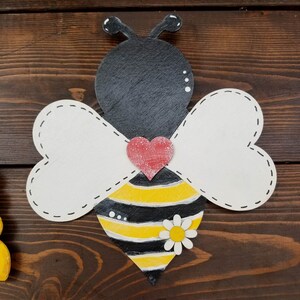 Bumble bee, bumble bee wreath attachment,bumble bee wreath, spring wreath,door wreath, garden wreath