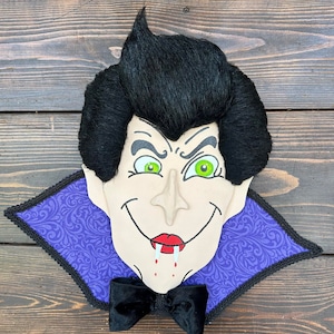 Dracula Wreath Attachment, Halloween Wreath Attachment, Halloween Wreath, Halloween Decor, Front Door Wreath, Vampire