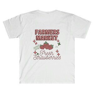 Erdbeer Stand Farmers Market Unisex Softstyle T-Shirt, Baumwoll Erdbeer Obst Liebhaber Shirt, verschiedene Größen & Farben, süßes Sommer Tee