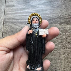 Small Saint Benedict figurine, figura chica de San Benito