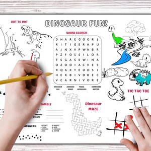 Puede incluir: Una hoja de trabajo imprimible en blanco y negro con actividades de dinosaurios para ni&ntilde;os. La hoja de trabajo incluye un punto a punto, una b&uacute;squeda de palabras, un juego de tres en raya y un laberinto. Las palabras de la b&uacute;squeda de palabras incluyen: dinosaurio, jur&aacute;sico, f&oacute;sil, herb&iacute;voro, carn&iacute;voro y rapaz.