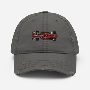 フェラーリ車のダメージ加工ダッドハット