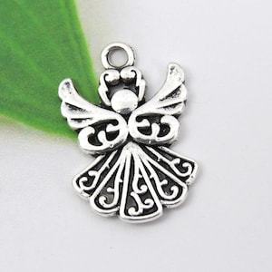 6 PRETTY ANGEL charms, antique silver tone RELIGIOUS charm set, 20x14mm