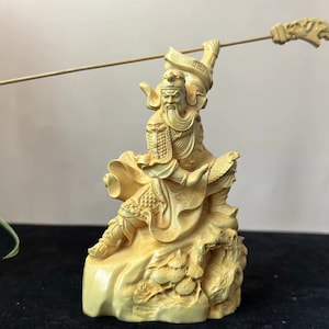 Chinese Natural Boxwood Hand carved Exquisite Guan Yu Statue, Hand carving boxwood figurine Guan Gong Yu Warrior Statue  Lucky Dragon craft