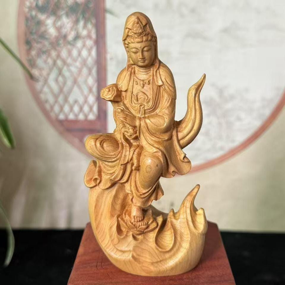 木製神像 彫刻 木彫りの観音菩薩像、瞑想、禅の装飾、無垢材のヒノキ彫刻、富の神