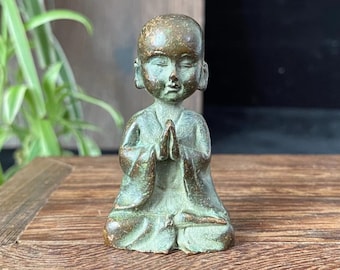 Tibet Kupfer Kleiner Mönch Miniatur Buddha Skulptur Fengshui Buddhismus Buddhistische Geschenke Meditation, Frieden Zen ,Autodekor, Pocket Buddha Amitabha
