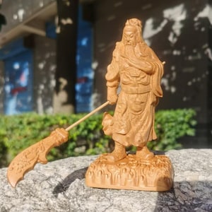 Chinese Natural Boxwood Hand carved Exquisite Guan Yu Statue,Hand carving boxwood figurine Guan Gong Yu Warrior Statue Lucky craft HomeDecor