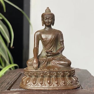 Tibet buddha statue,copper Mini Budha Bodhisattva Amitabha Fengshui  Buddhism Buddhist Gifts Meditation,Zen,car decor,Pocket Buddha Amitabha