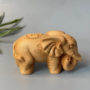 Handmade Wooden Carving elephant Decor  Figurine Sculpture Artwork Collected in Family Office Living Room wood indoor elephant  sculpture 69