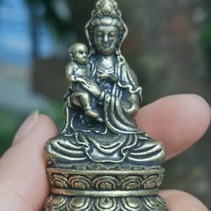 Vintage Tibetan Copper Buddha guanyin Statue Buddhism Temple ornament meditation Amitabha Buddha Figurine Home Decoration Car Fengshui Decor