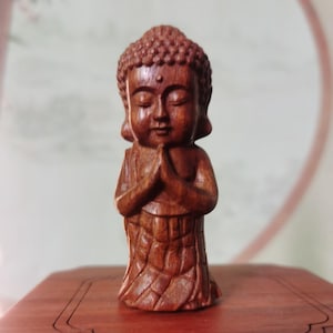 1 pcs Hand Carved Natural Wooden Mini  buddha statue, Wood Monk figurine,Meditation Zen Decor, car ,Home decor wood carving Collectible gift