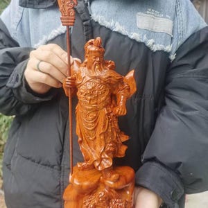 Natural Exquisite wood Guan Yu Guan Gong Bodhisattva Warrior Statue,wood Fengshui Ornament GuanYu Jingzhou Sculpture Long-handled broadsword