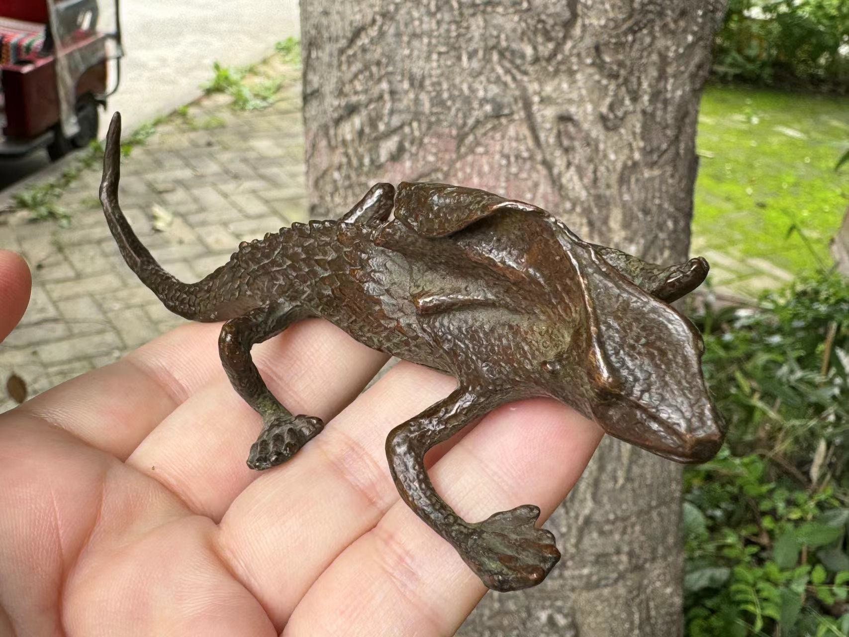 Feng Shui Gottesanbeterin Aus Messing – Goldene Gartenskulptur, 7,2 Cm – Deko Für Teetisch & Garten