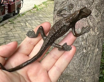 Koperen feng shui hagedis sculptuur ornament, beeldje thuiskantoor tuin desktop decor realistisch retro drakenreptielen