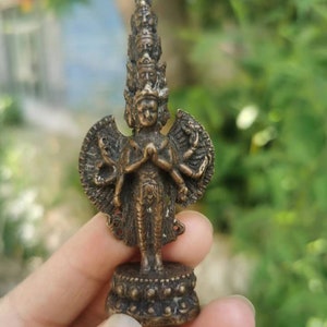 Mini Tibet Vintage Thousand Armed Guanyin Statue, Thousand Hands Quan Yin Buddha Statue Buddhist Avalokiteshvara Kuanyin goddess Compassion