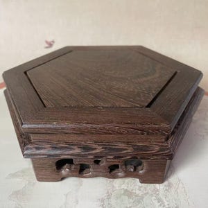 Asian Oriental Brown Wood Plant Jar Display ,Sandal Wood Antique Holder, Natural Unique Wood big Footed Base Display Stand Holds Vase Base