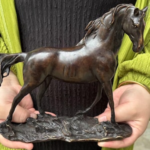 Bronze War Horse,Copper Zodiac Horse Statue  ,Collectable Table Decor Animal Figurine for Living Room Home Decorations Gift ornaments .YM340