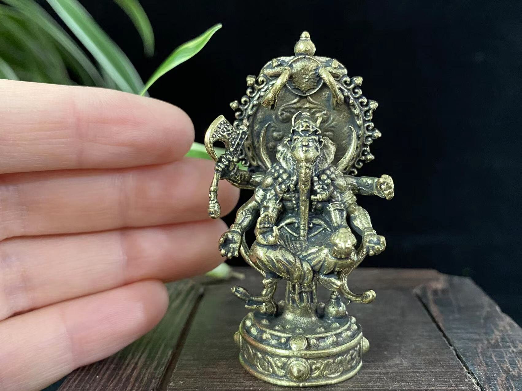 密教仏像 白財神像 車載神像 銅製 置物 チベット銅象神像富と幸運の置物仏教寺院の装飾瞑想、仏像ホーム
