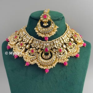 Kundan bridal necklace/Rani pink kundan necklace with jhumka and tika/Desi bridal jewelry/Pakistani jewelry/Indian bridal collection