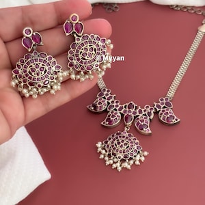 German silver kemp stone necklace/Ruby green silver necklace/Traditional Temple jewelry/South Indian oxidized jewelry/Saree necklace image 3