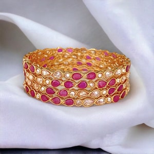 Polki bangle set of 4/Gold polki bangle/Punjabi bangles/Reverse AD bangles/Bridal bangles/Indian jewelry/Bollywood jewelry/Pakistani jewelry