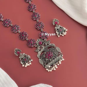Oxidize pendant necklace/Ruby floral oxidized set/Delicate oxidized silver jewelry/Bollywood jewelry/Indian garba jewelry/Boho jewelry
