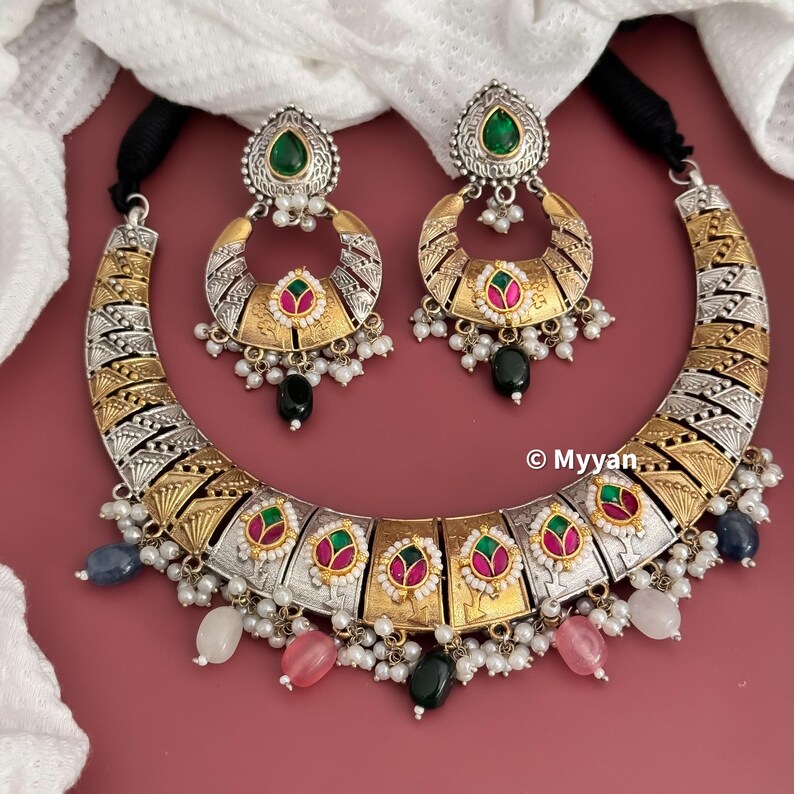 Dual tone oxidized necklace/Oxidized fusion kundan necklace/Two tone jewelry/Fusion hasli/Ethnic Garba jewelry/Latest navratri collection Ruby green