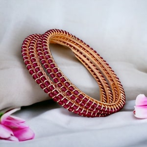 Ruby red pearl bangle set/Beaded pearl bangles/Gold bangles/Indian bangle bracelet/Bollywood jewelry/Pakistani/Punjabi/Pair of 4 bangles