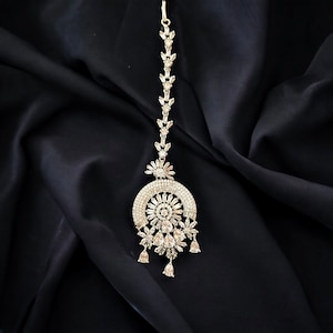 Silver CZ mangtika/American diamond tika/Bridal mangtika/Indian forehead jewelry/Bindi/Pakistani Jewelry/Jhoomer/wedding jewelry/Silver tika