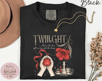 Retro Twilight Also der Löwe verliebte sich in das Lamm Shirt, Twilight Fans T-Shirt, Twilight Saga Comic T-Shirt, Vampires Wolves Romance Shirt