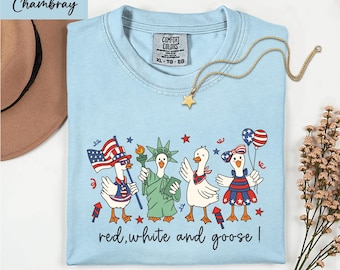 Camiseta Comfort Colors Roja, Blanca y Ganso, Camiseta Divertida Patriótica de Ganso, Camiseta del 4 de Julio, Regalo de Humor Americano, Camiseta Tonta de Ganso del 4 de Julio