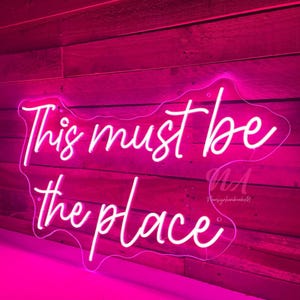 Benutzerdefinierte Valentinstag Leuchtreklame Benutzerdefinierte Herz Liebe Zeichen Geschenk für Valentinstag Hotelzimmer Dekor Paar Zimmer Dekor Neon Leuchtreklame Personalisierte Neon Leuchtreklame