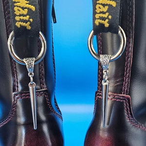 Stainless steel spike boot charm for your Dr. Martens boots. 3cm spikes