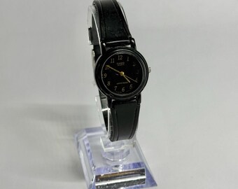 CASIO LQ-139 Analog Quartz Silver Tone Women Vintage Watch W480 *WORKING