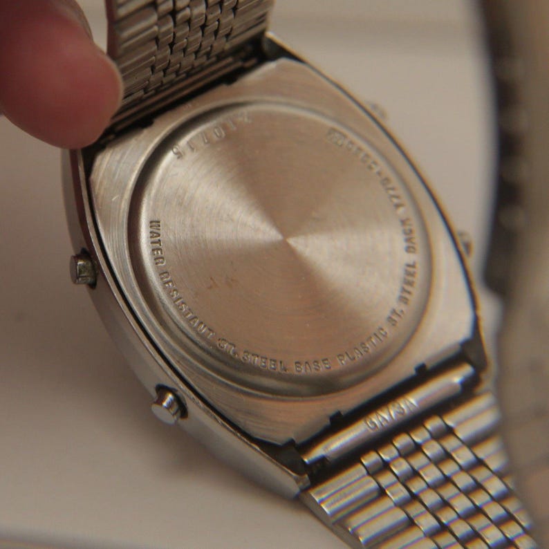 Reloj vintage SEIKO ALBA Y770-5080 Cronógrafo Digital de Cuarzo para Hombre W220 *FUNCIONANDO imagen 6