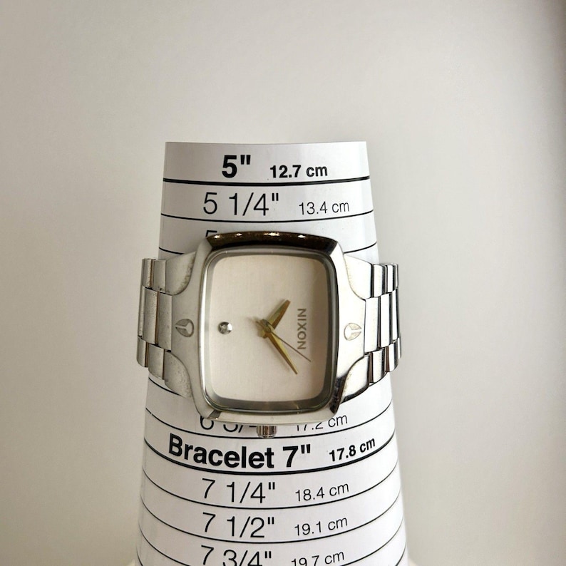 NIXON Sí, es auténtico reloj analógico de cuarzo vintage de acero inoxidable W215 *FUNCIONANDO imagen 7
