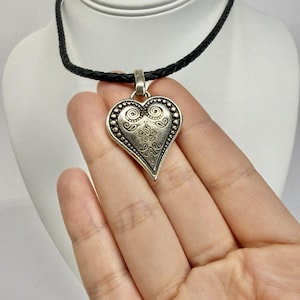 BRIGHTON Ophelia Heart Pendant Silver Tone Vintage Necklace Jewelry N567 image 1