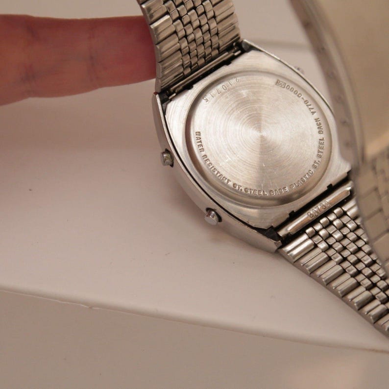 Reloj vintage SEIKO ALBA Y770-5080 Cronógrafo Digital de Cuarzo para Hombre W220 *FUNCIONANDO imagen 5