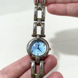 FOSSIL F2 ES-8958 Silver Tone Blue Dial Analog Women Vintage Watch W26 *TICKING image 3