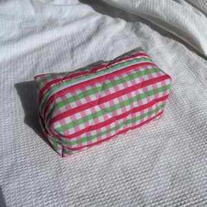 Handmade Pink Green Gingham Quilted Makeup Bag - Pink Gingham cosmetic travel bag