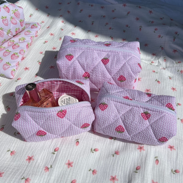 ハンドメイドキルティングストロベリーテクスチャードピンクストライプメイクアップバッグ、ピンクギンガムジッパー付きボックスポーチ