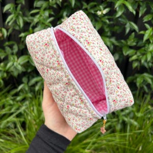 Handmade Floral Pink & Red Quilted Makeup Bag, Zippered Box Pouch Pink Gingham Lining, 3 Sizes